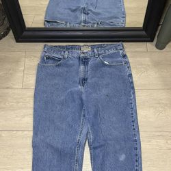 Vintage 1990s L.L. Bean Natural Fit 34 x 30 Straight Fit Denim Jeans