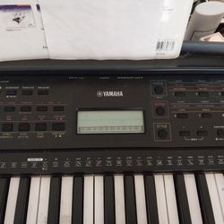 Yamaha Keyboard 