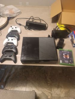 Xbox One Console Bundle with Controllers and Kinect