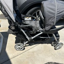 Stroller 