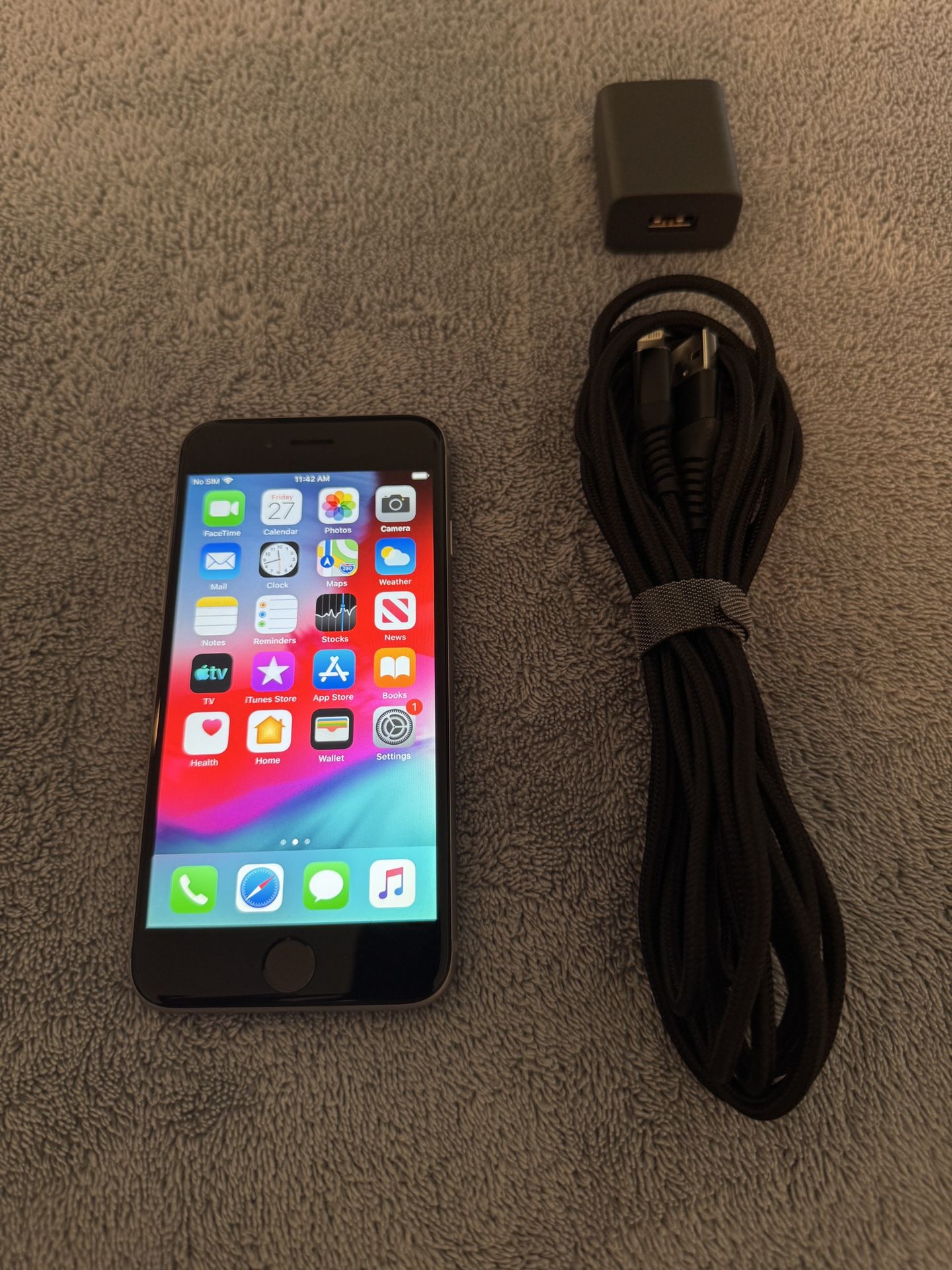 iPhone 6 - Unlocked - Space Gray - 16GB - 100% Battery Health