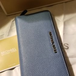 MK WALLET LARGE  NEW AUTENTICA