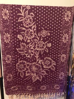 Indian Traditional Reversible Dark purple with beige contrast Front and Back Designer Full long length Semi-Woolen Shawl/ Stall/ Scarf