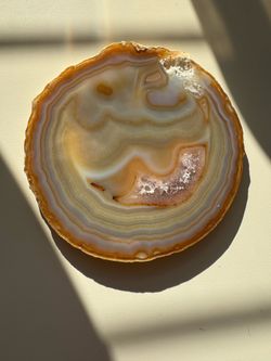 Natural Agate Slice with Crystal Druzy – 3.5–4” Decorative Stone