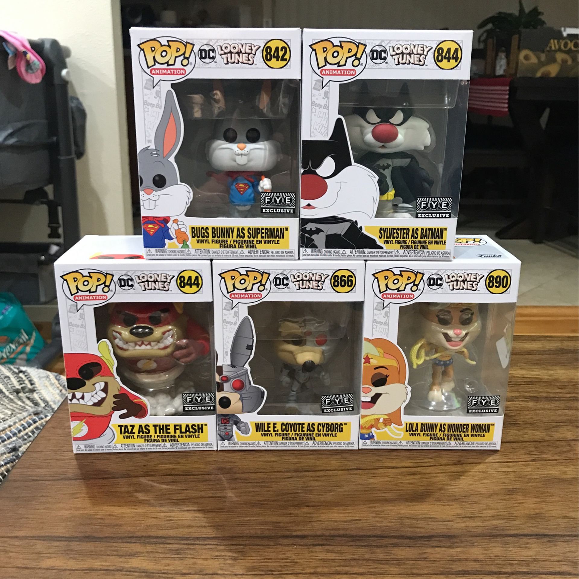 New - Lot Of 5 - DC/Looney Tunes Funko Pops! (Vaulted) FYE Exclusive