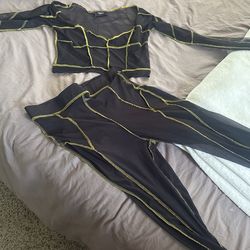 Two Piece Set