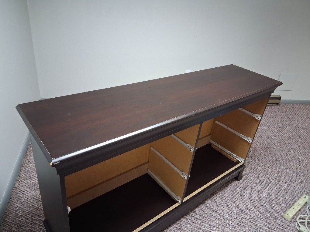 BEDROOM DRESSER & Night Stand