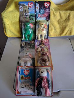 (4) TY Beanie Baby Limited Edition INTERNATIONAL BEAR SET