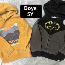 Boys 5Y Hoodie Sweaters Batman Hooded Jacket  2x$7