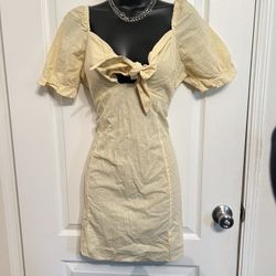 NWOT- Yellow Gingham Print Cottage Core/boho/western Style Mini Dress 🌼🤍