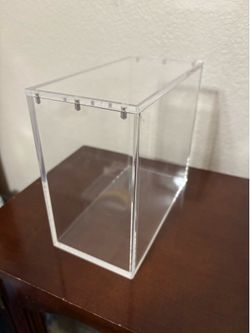 ETB Magnetic Display Case
