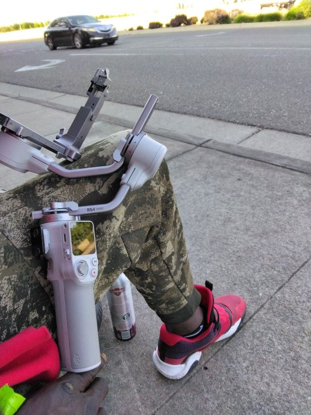 DJI RS4 MINI Camera stabilizer