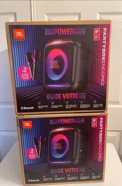 JBL PARTYBOX ENCORE 2 WITH 2 WIRELESS MICROPHONES  🎤 🎤  ($260 EACH) NOT NEGOTIABLE