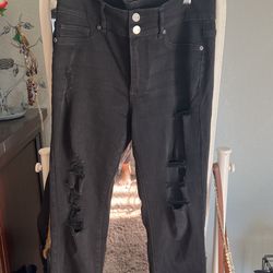 New York & Company Black Distressed Jeans With Stretch Material Sz 10