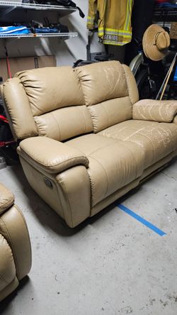 FREE RV furniture