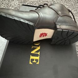 OSSTONE BOOTS SIZE 11