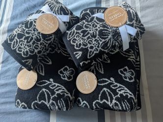 Common Thread Bath Collection