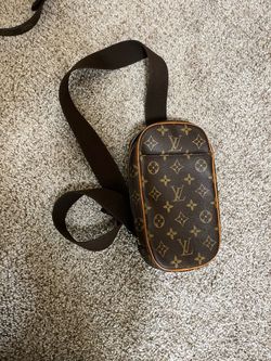 Louis Vuitton Monogram Pochette Gange Belt Bag