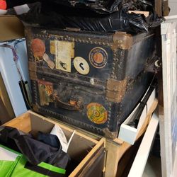 Real Vintage Early 1900s Antique Travel Case Dresser Luggage 