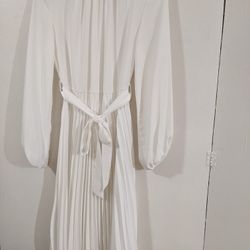 White Pleated Long-Sleeve Dress (S)