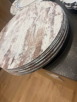 Charger plates plastic 12 pc