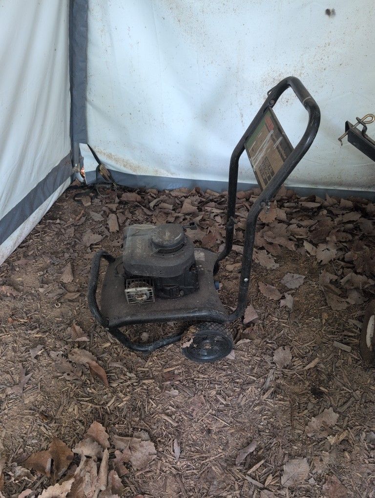 Generac Pressure Washer 1900 PSI 2.0 GPM 3.75 HP (Runs)
