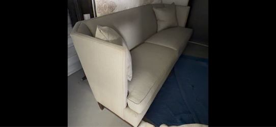 Hickory Chair Malbec Sofa