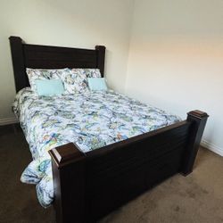 Full Size Bed With Storage Drawers