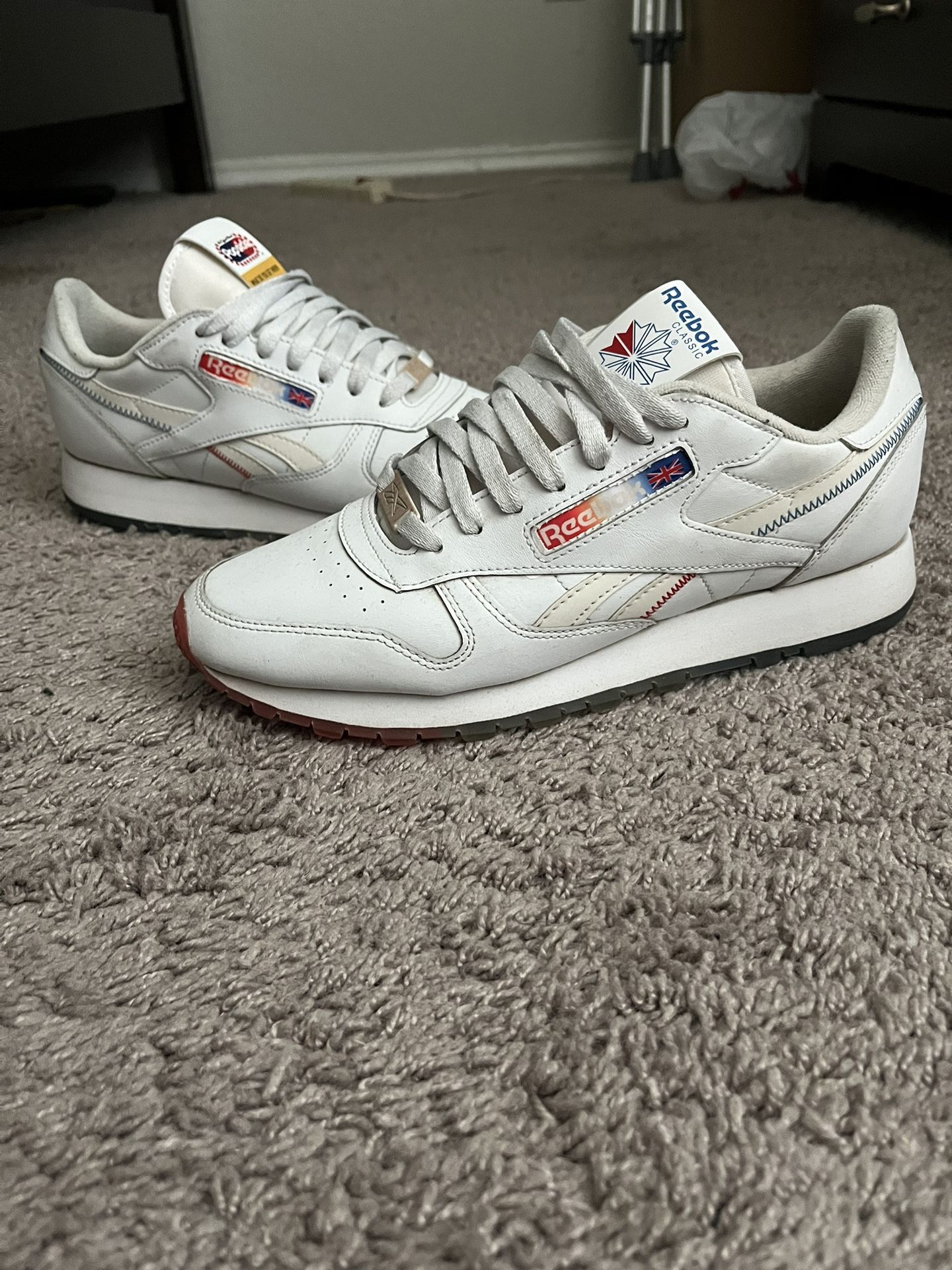 Men’s Reebok Shoes Size 9