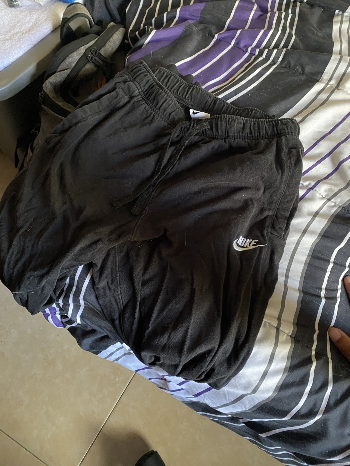 Nike pants size small