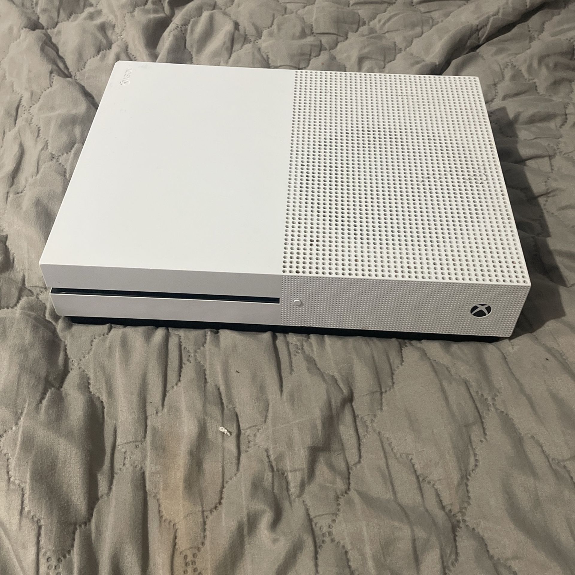 Xbox One S