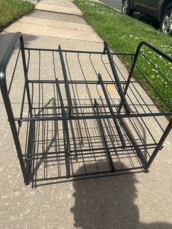 Canned  goods holder