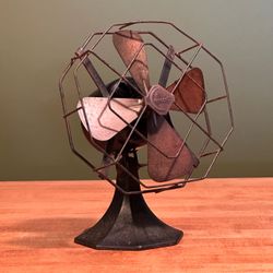 1930s Crescent Electric Desk Fan