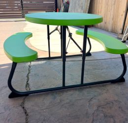 Green  Pícnic table kids- Lifetime