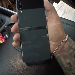 Samsung Flip 3 5G