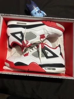 Fire red 4s 10.5