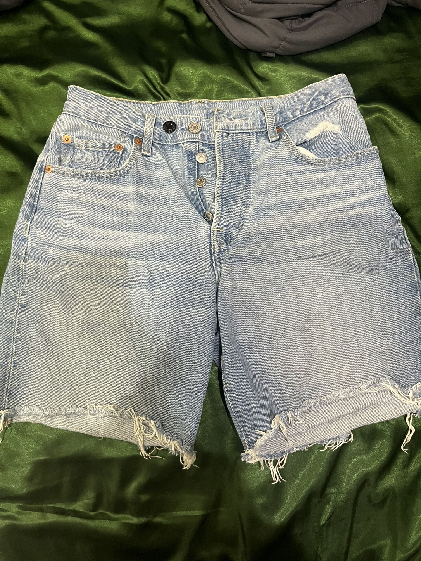 Levis jeans