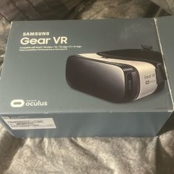 Samsung Virtual Reality/ Gear VR Oculus