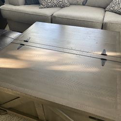 Coffee Table Set : NEED GONE ASAP