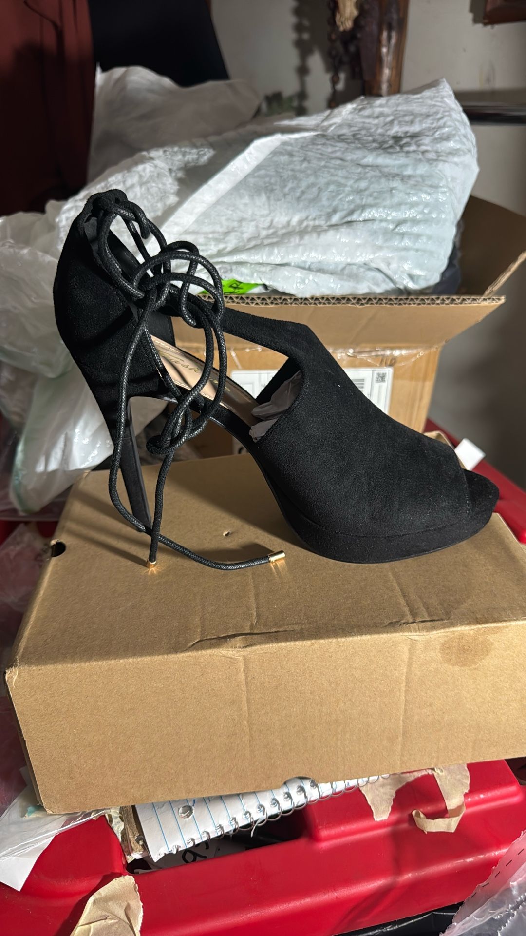 New new high heels, size 9, beautiful high heels