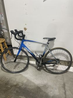Giant Defy Road bike