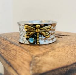 Hammered Sterling Silver Gemstone Dragonfly Ring marked 