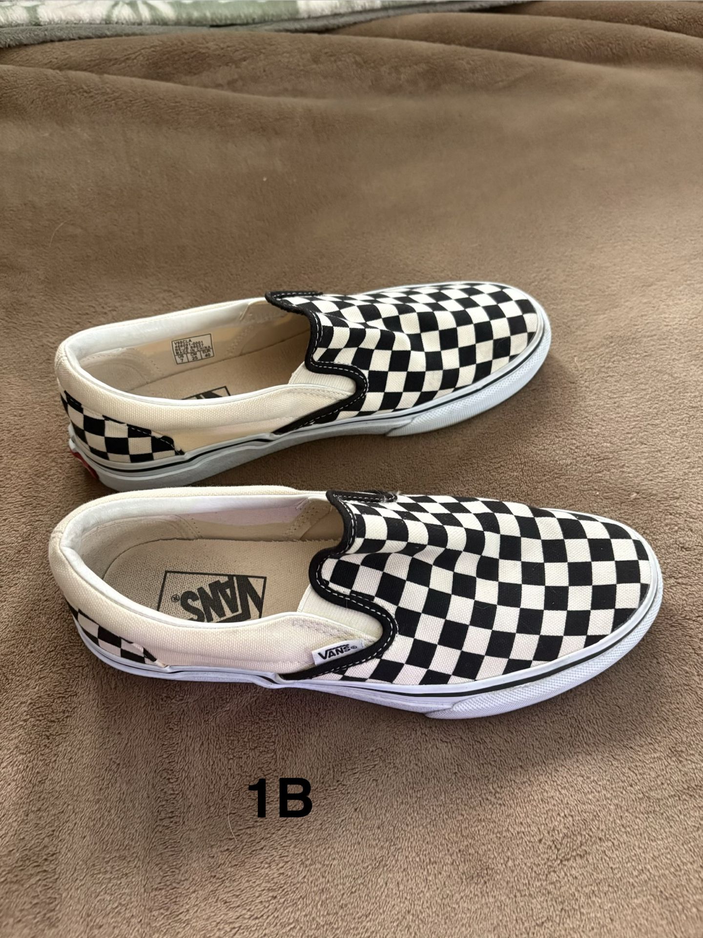 checkered vans