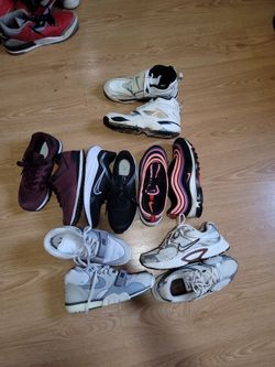 Shoe bundle nikes and new balance