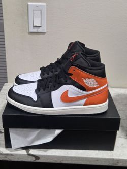 Air Jordan 1 Mid Sneakers Black Orange White