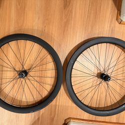 Shimano C46 Carbon Wheelset