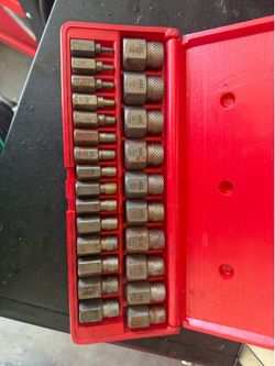 Mac tools screw extractor set