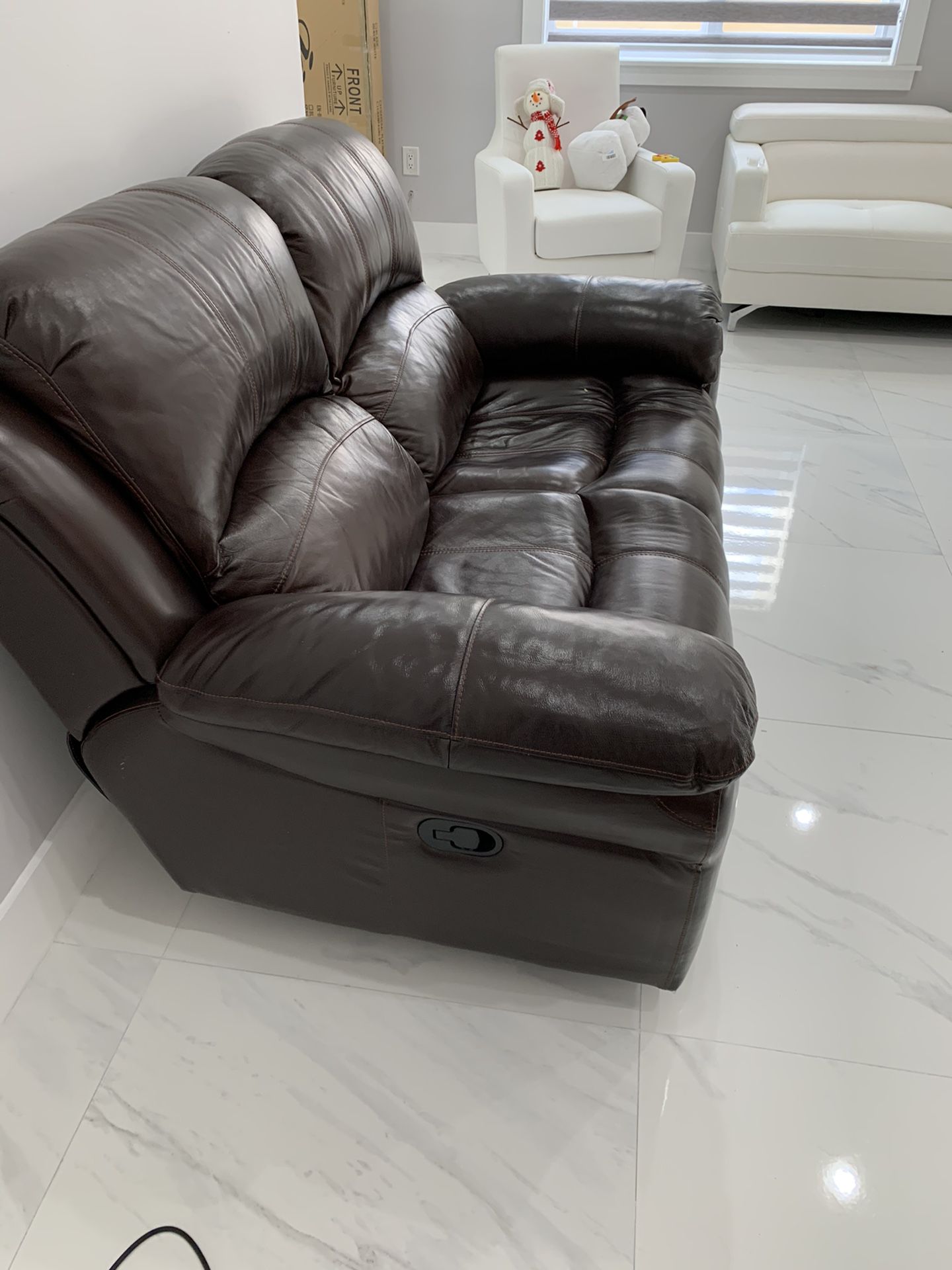 Two seater sofa manual recliner and three seater sofa reclining with power in