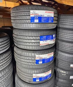 235/45ZR17 Atlander Set Of 4 New Tires