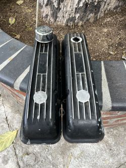 SBC Finned Valve Covers